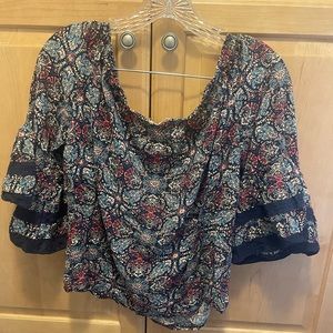Women’s Solitaire blouse size M